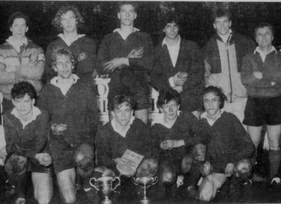 Lawrence Dallaglio, standing thrid from left, with the Ampleforth side of 1989