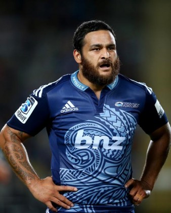 Piri Weepu playing for the Blues