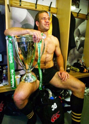 Joe Worsley with the Heineken Cup trophy
