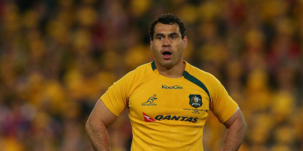 Revered flanker Smith announces retirement