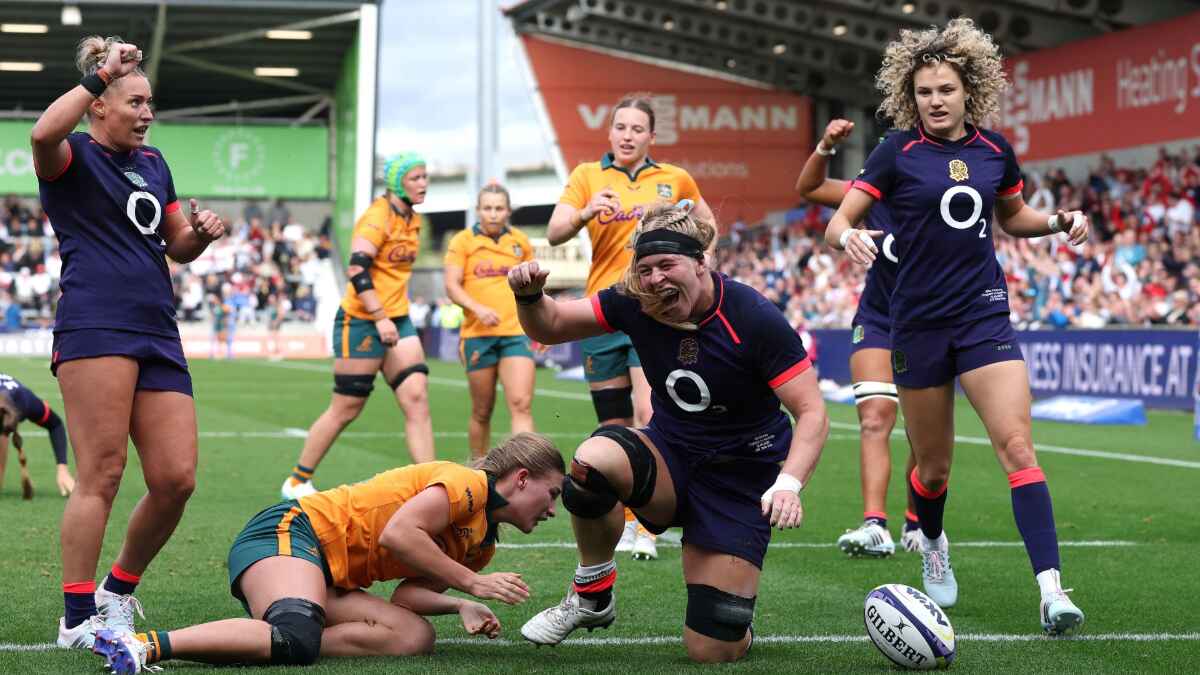 Abi Burton scores the first try for England