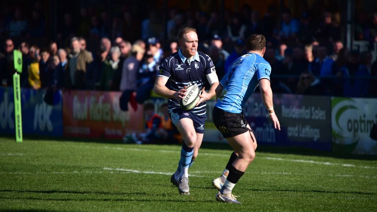 Alex Day on the attack for Bedford Blues