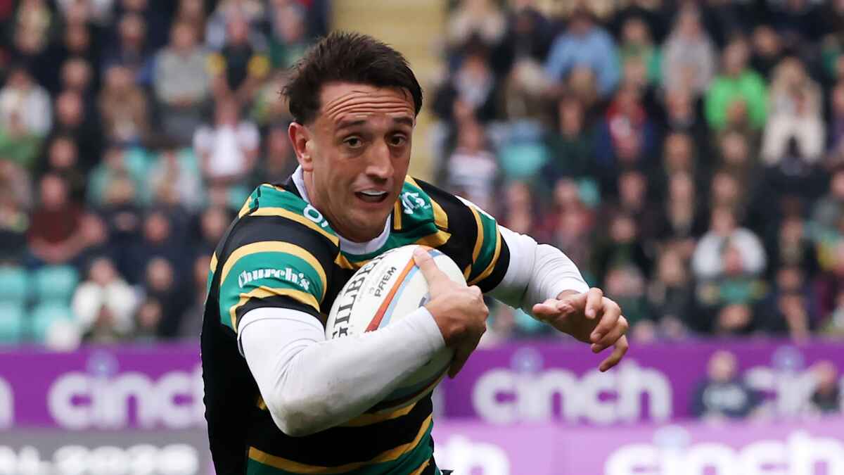 Northampton Saints’ Alex Mitchell has signed to stay at Franklin’s Gardens