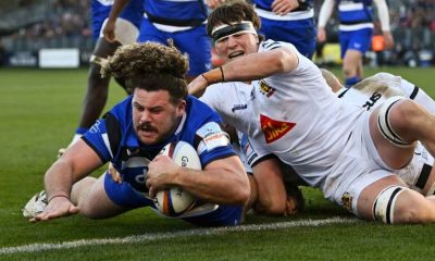 Alfie Barbeary scoring for Bath.