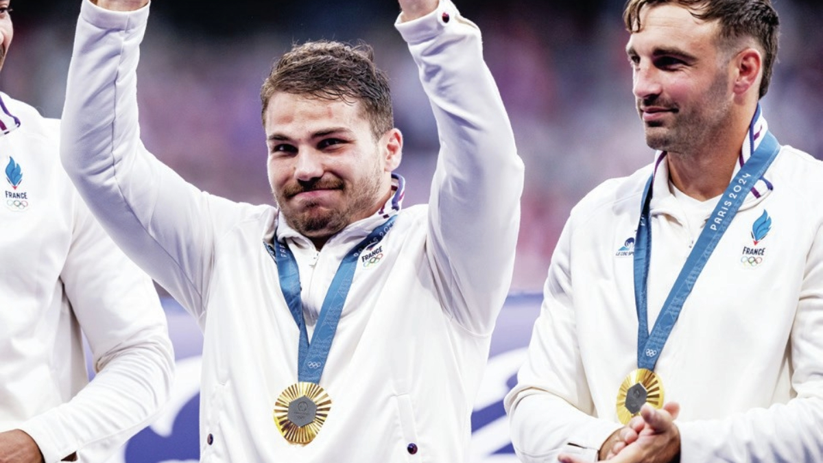 ench style: Antoine Dupont with Olympic gold medal PICTURES: Getty images