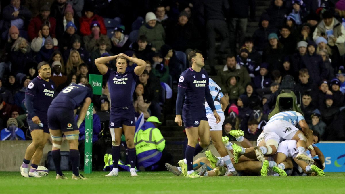 Argentina players celebrate a late try