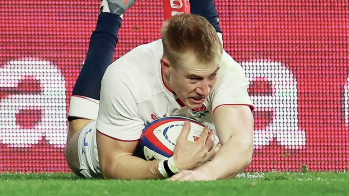 Ben Redshaw scoring against Spain