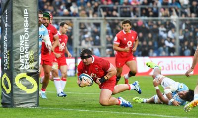 Ben Warren scores for Wales