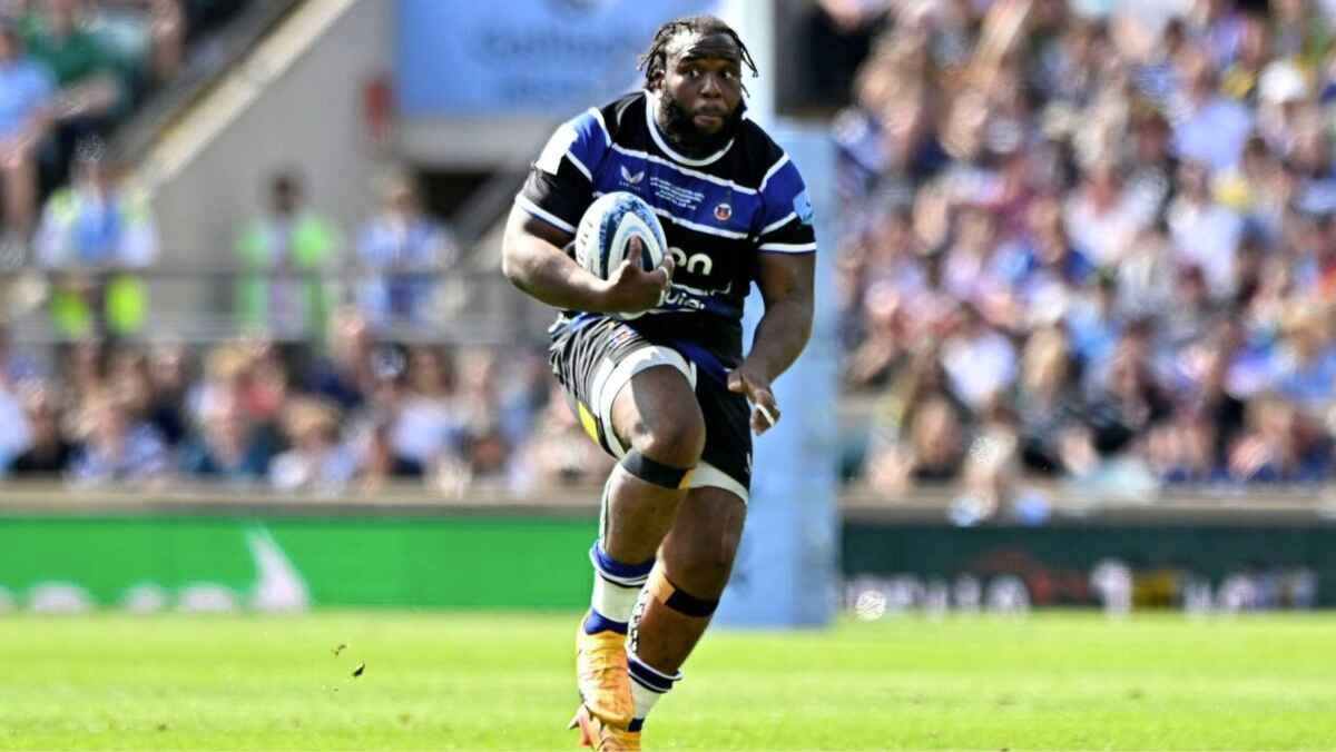 Bath prop Beno Obano
