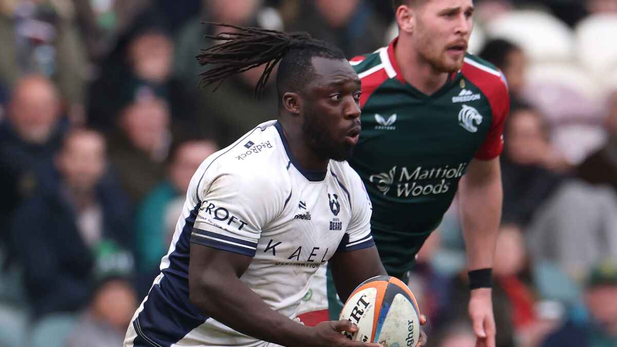 Bristol Bears wing Gabriel Ibitoye
