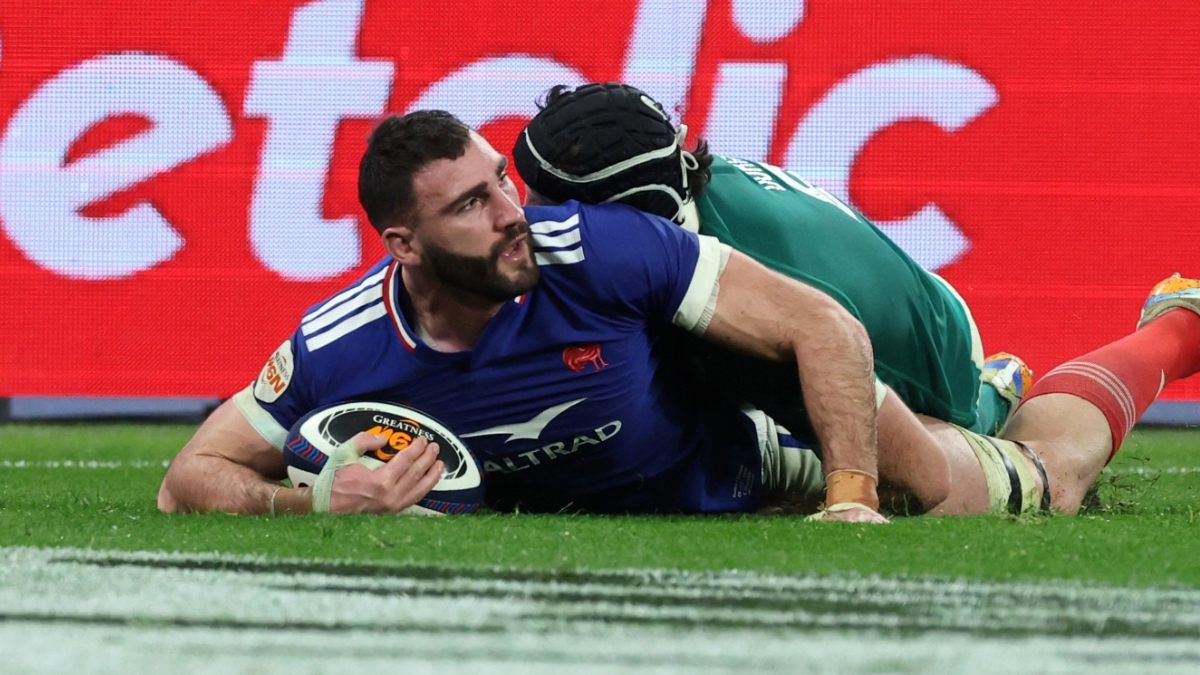 Charles Ollivon touches down for France