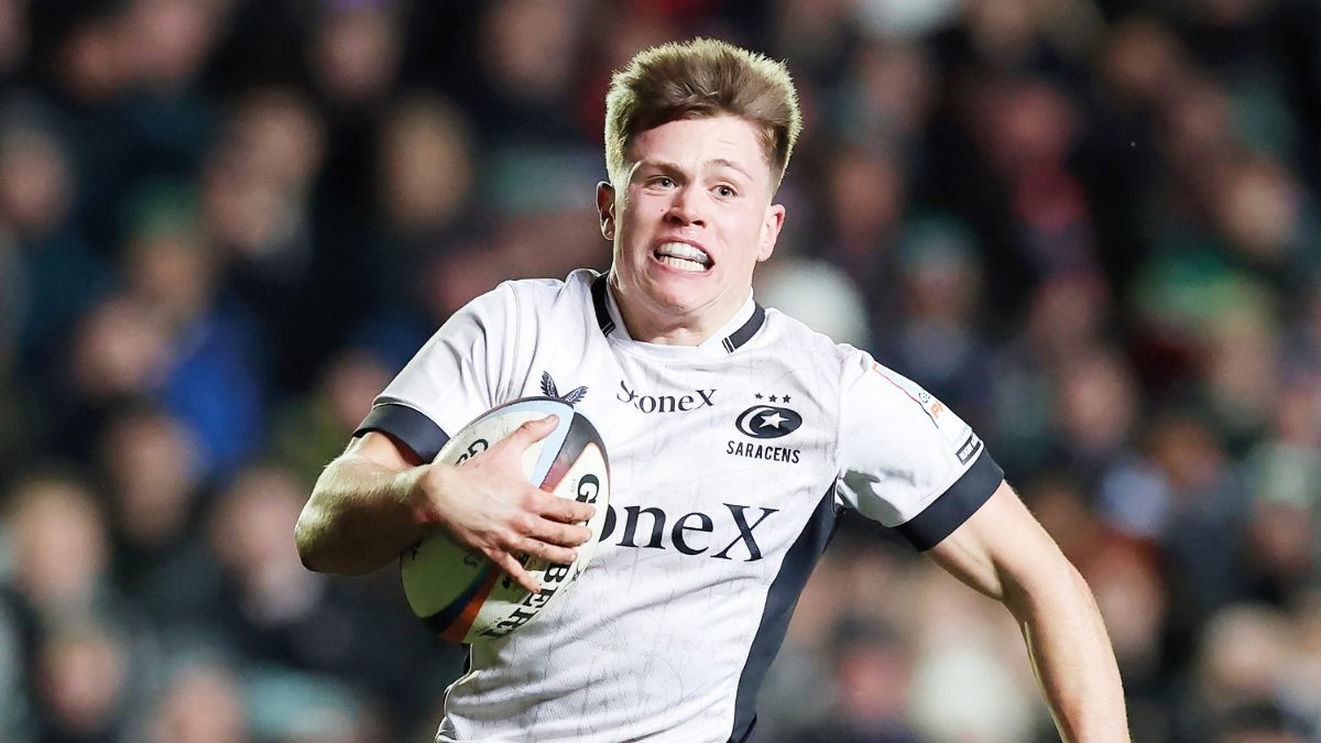 Saracens scrum-half Charlie Bracken