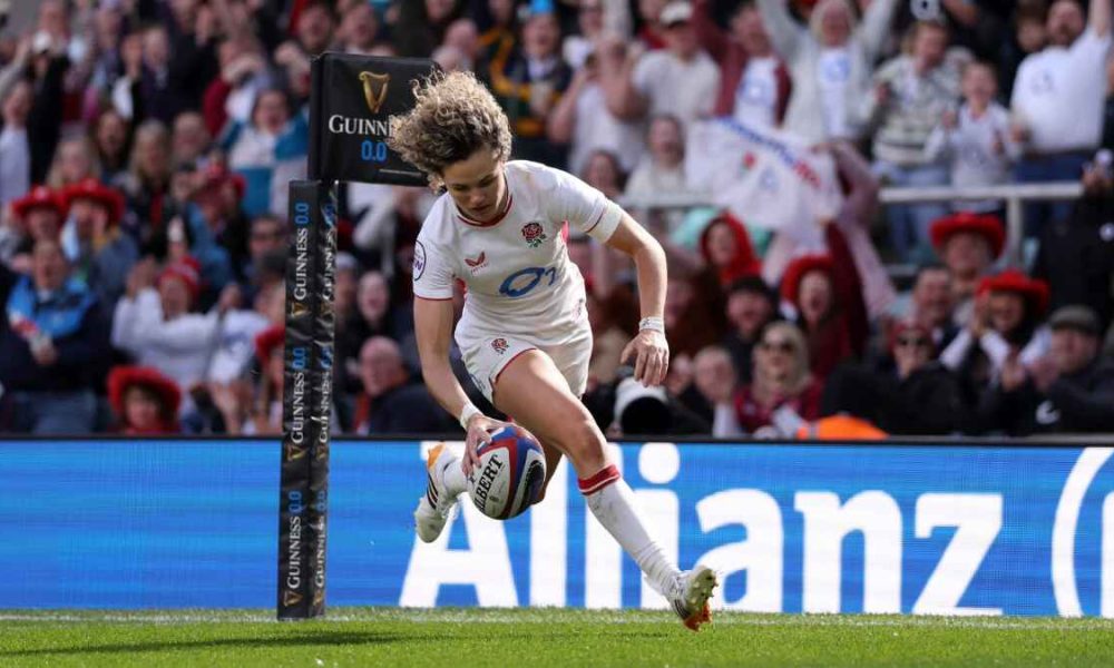 Ellie Kildunne scoring for England against Ireland yesterday
