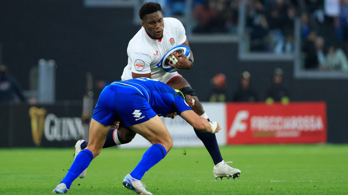 Maro Itoje in action yesterday for England against Italy