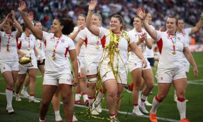 England wave to fans on lap of honour
