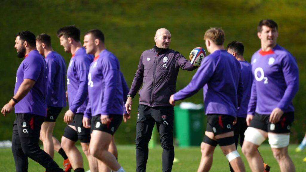 Head coach Steve Borthwick (centre) has had only four training sessions to prepare England to take on Australia