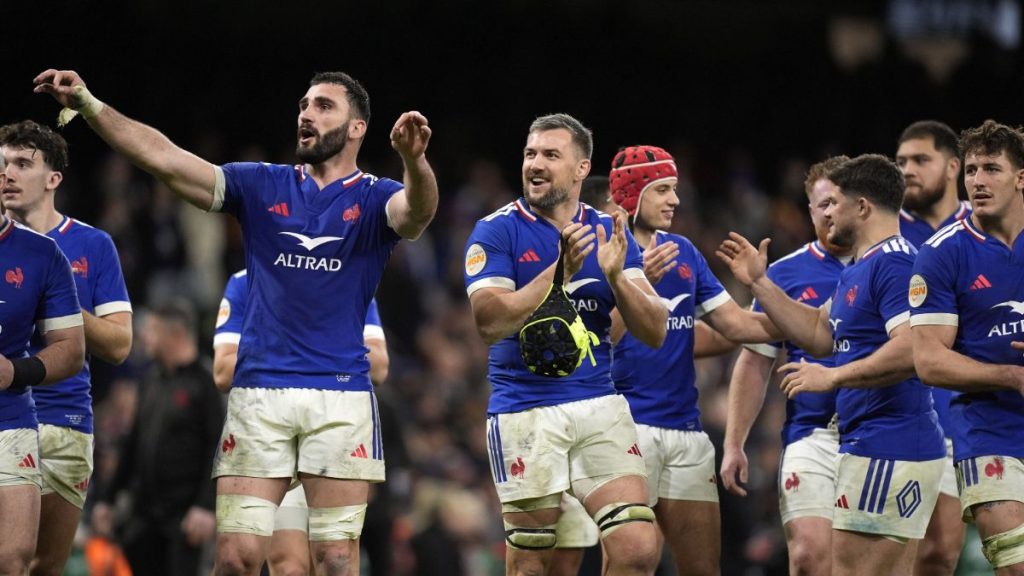 France players celebrates after the final whistle