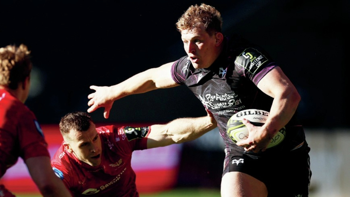 Ospreys star Jac Morgan