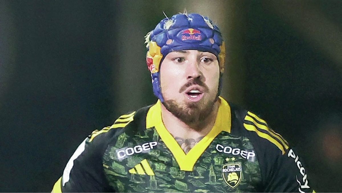 Jack Nowell playing for La Rochelle