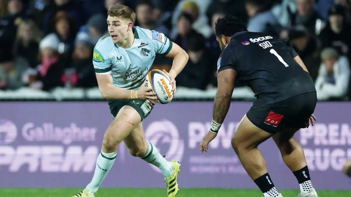 England and Leicester Tigers scrum-half Jack van Poortvliet in action