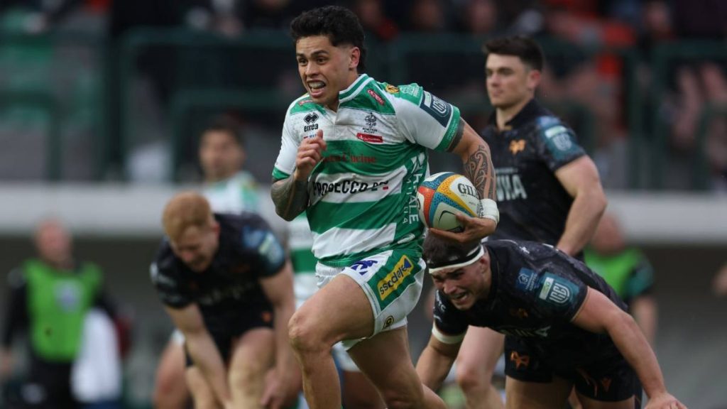 Jacob Umaga breaks through to score for Benetton