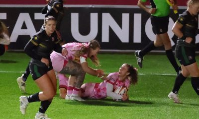 Lauren Torley scores for Harlequins