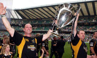 Lawrence Dallaglio with the Premiership trophy in 2008.