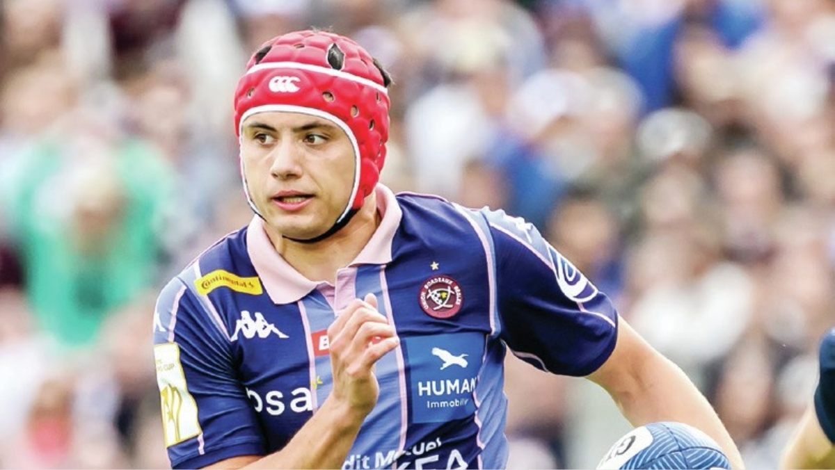 Bordeaux ace Louis Bielle-Biarrey on the attack against Toulouse