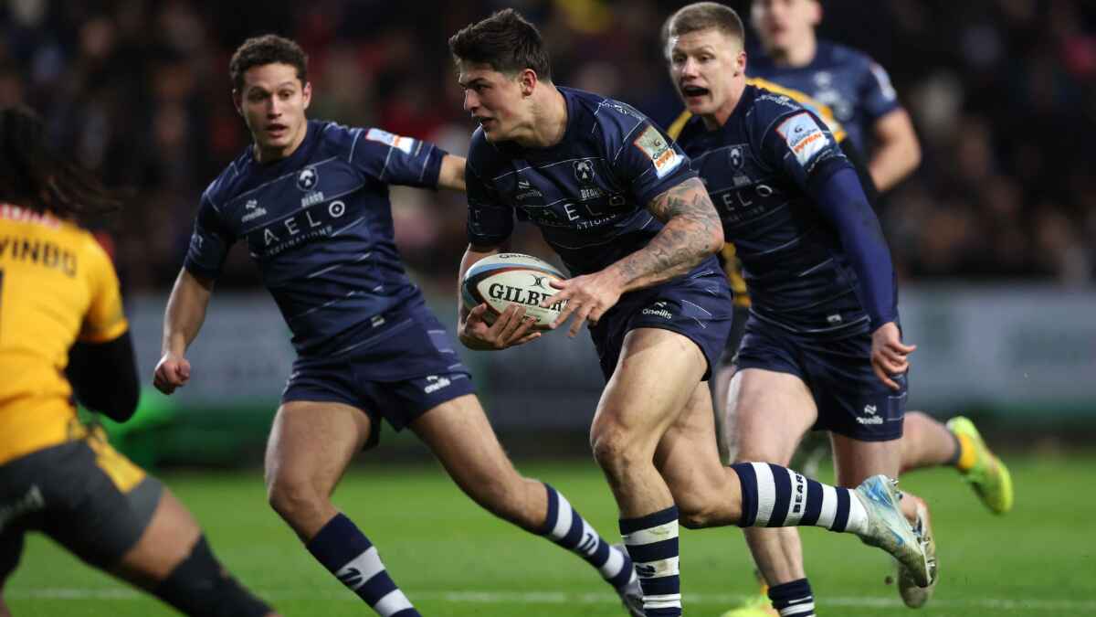 Louis Rees-Zammit on the attack for Bristol Bears
