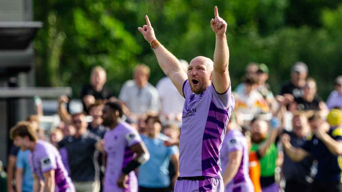 Worcester Warriors’ Matt Kvesic celebrates at the final whistle
