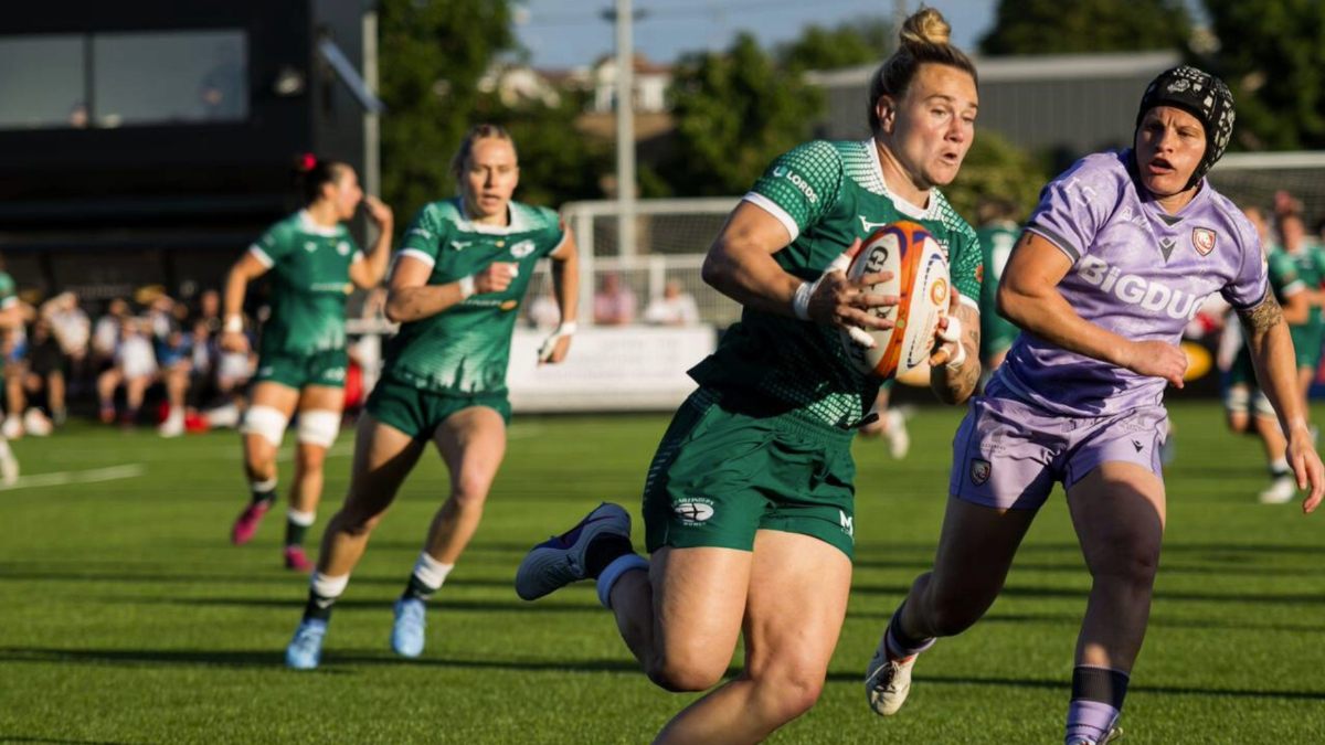 Meg Jones in action for Trailfinders