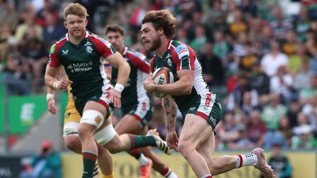 Leicester Tigers wing Ollie Hassell-Collins
