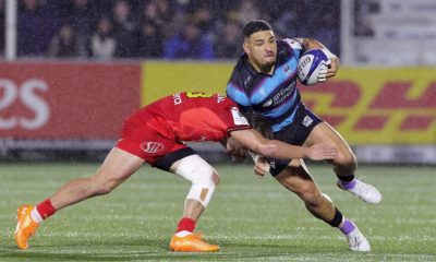 Glasgow Warriors skipper Sione Tuipulotu scored the third try