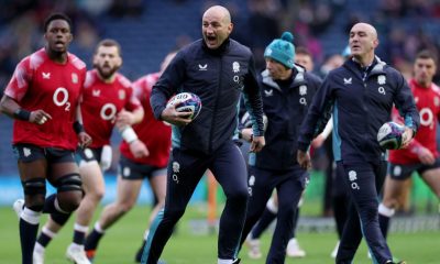 Steve Borthwick leading England in training