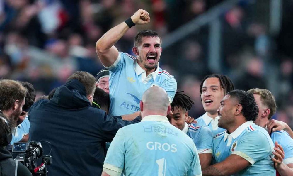 Thomas Ramos celebrates after his last-kick winner against England