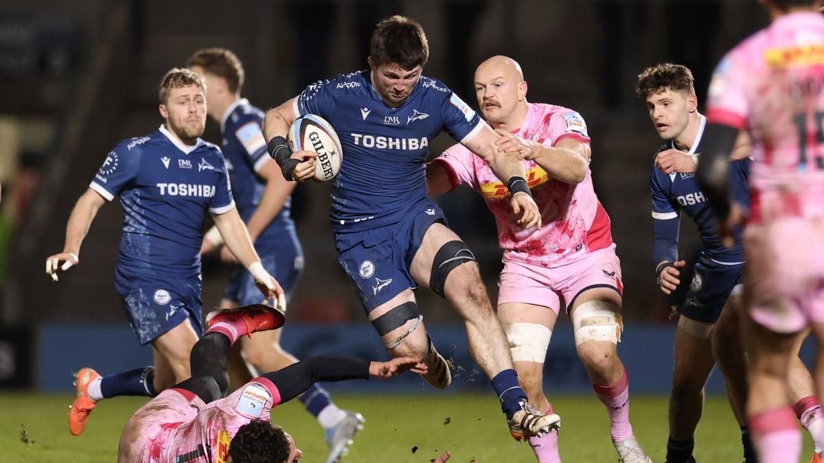 Sale Sharks flanker Tom Curry