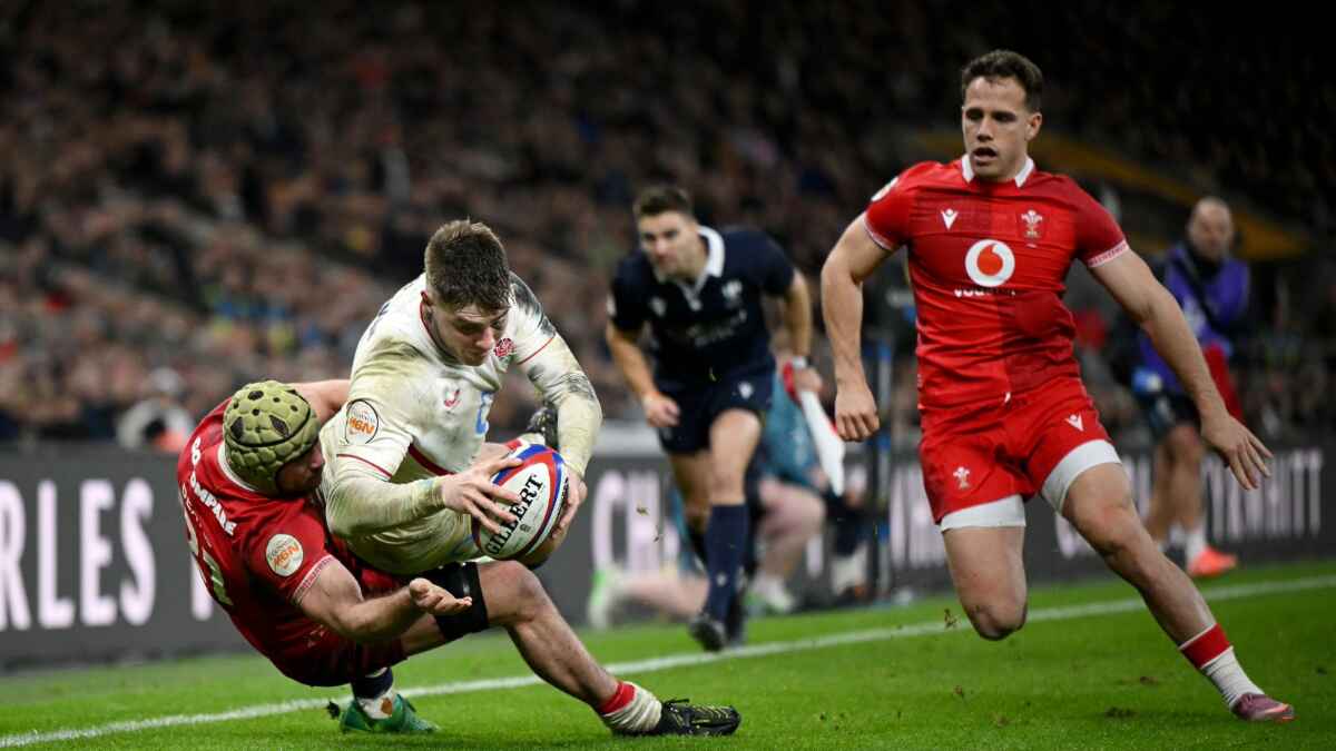 Tommy Freeman scores England’s seventh try yesterday
