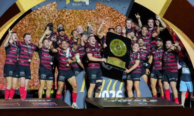Jack Willis and Antoine Dupont lift the Top 14 trophy