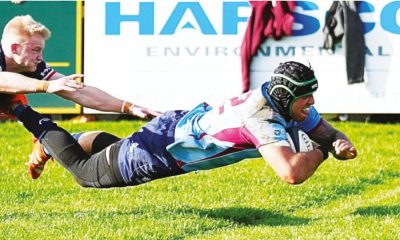 Travis Gordon scoring for Rotherham Titans