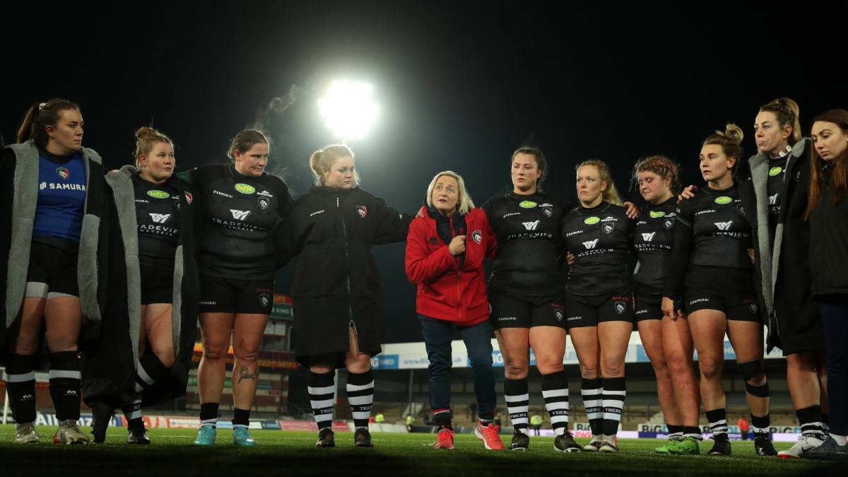 Vicky Macqueen as Leicester head coach