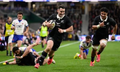 Will Jordan runs through to score for the All Blacks against France