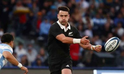 Note how New Zealand’s Will Jordan has hips facing up the pitch. He has created power through the torque of his core