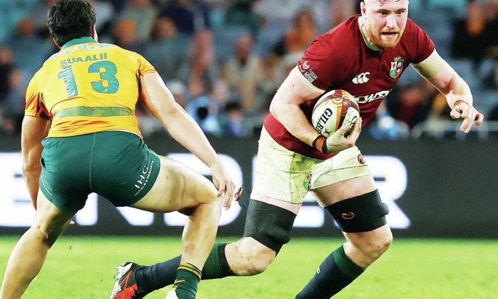 Ollie Chessum playing for the Lions