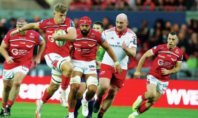 Taine Plumtree scores the late consolation for Scarlets