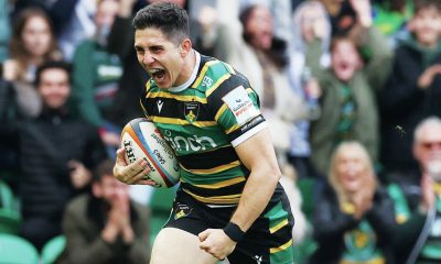Anthony Belleau runs in to score his second try for Northampton Saints