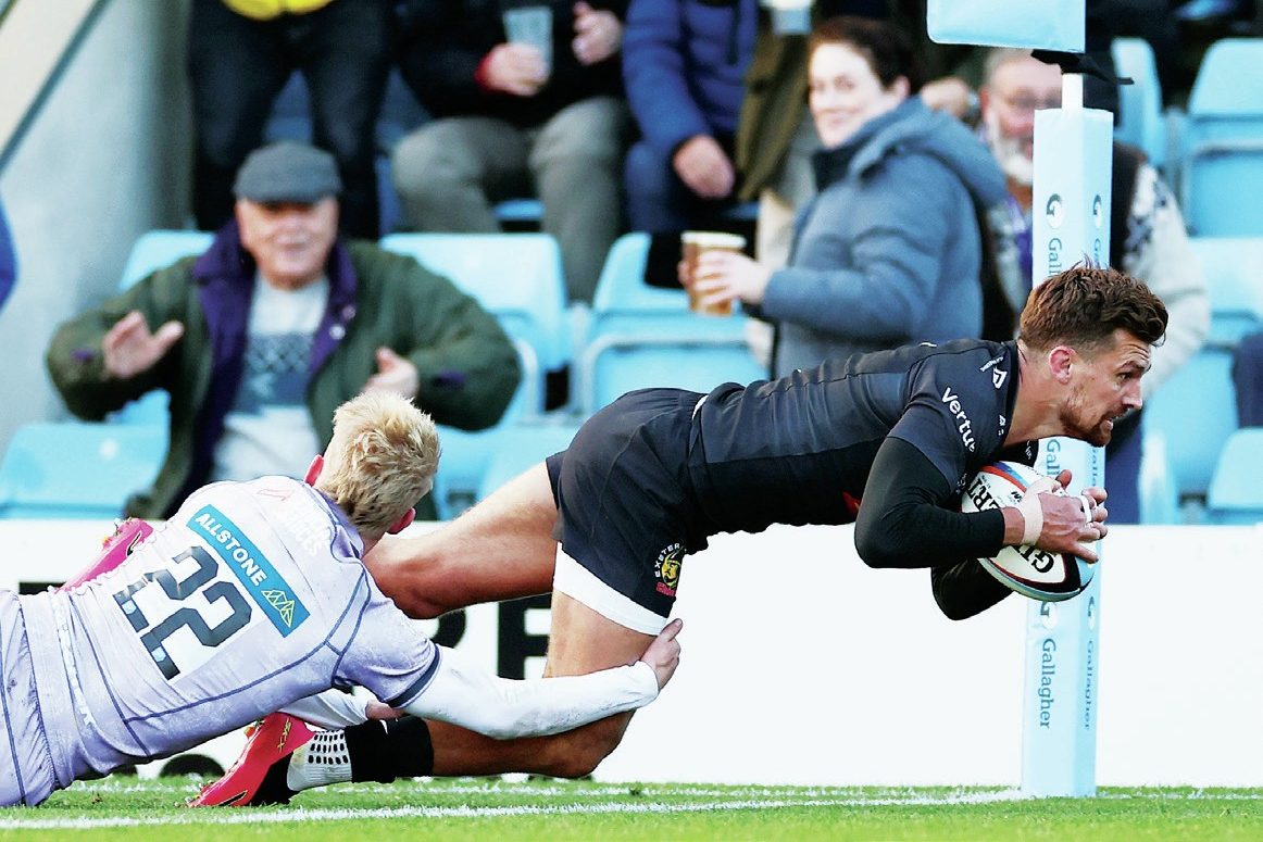 Henry Slade goes over for Exeter Chiefs’ fourth try