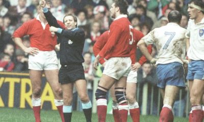 Fred Howard sends off Wales lock Kevin Moseley during the 1990 Five Nations match against France