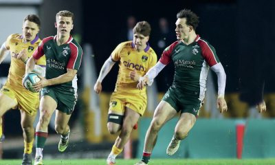 Leicester Tigers’ Billy Searle breaks through to put Will Wand in for a try