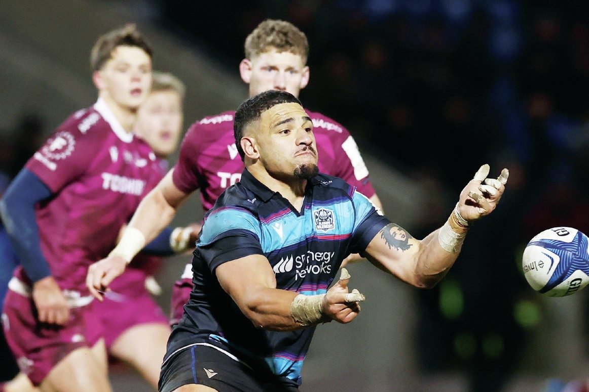 Sione Tuipulotu gets Glasgow Warriors’ attack moving