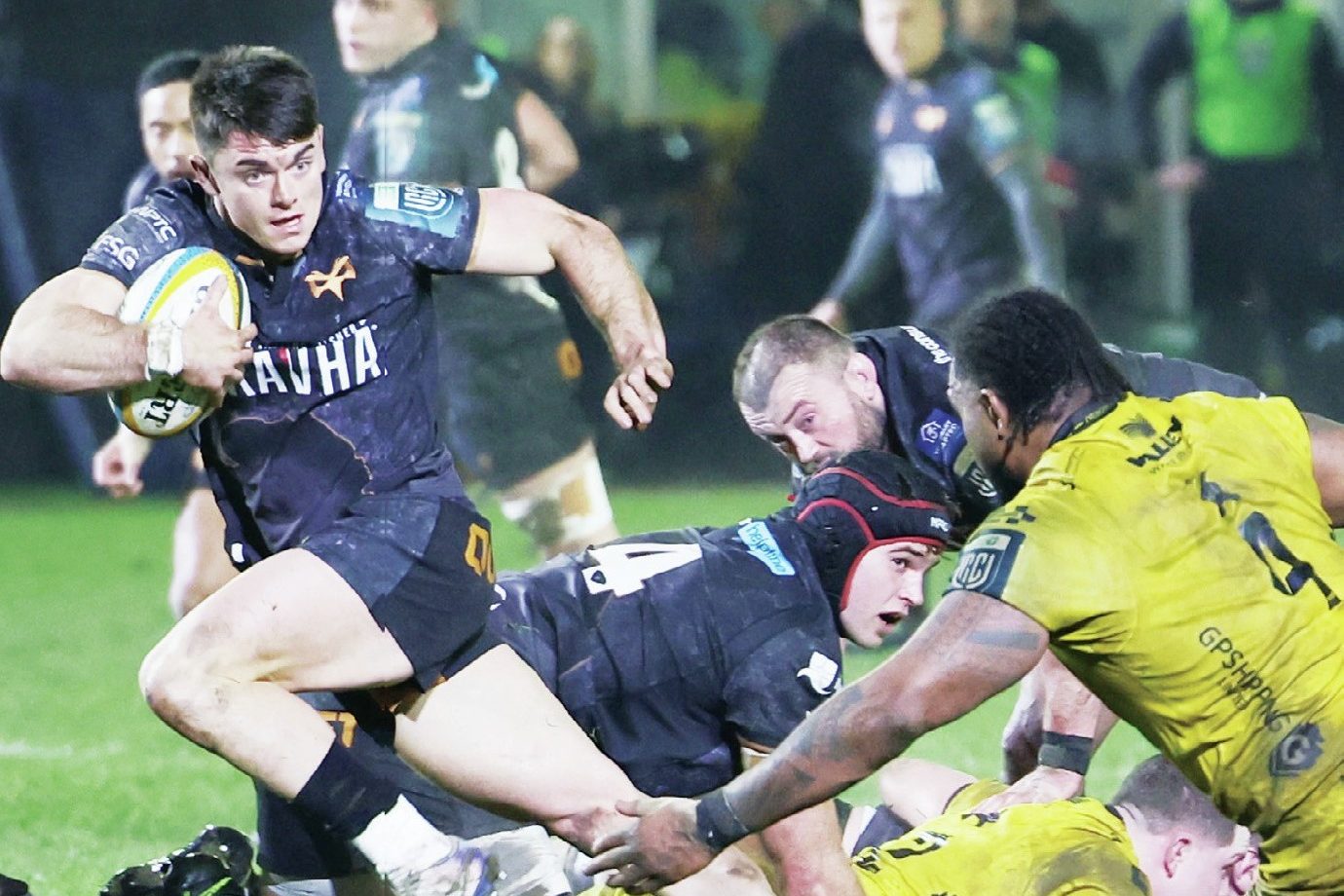 Reuben Morgan-Williams scores the first try for Ospreys